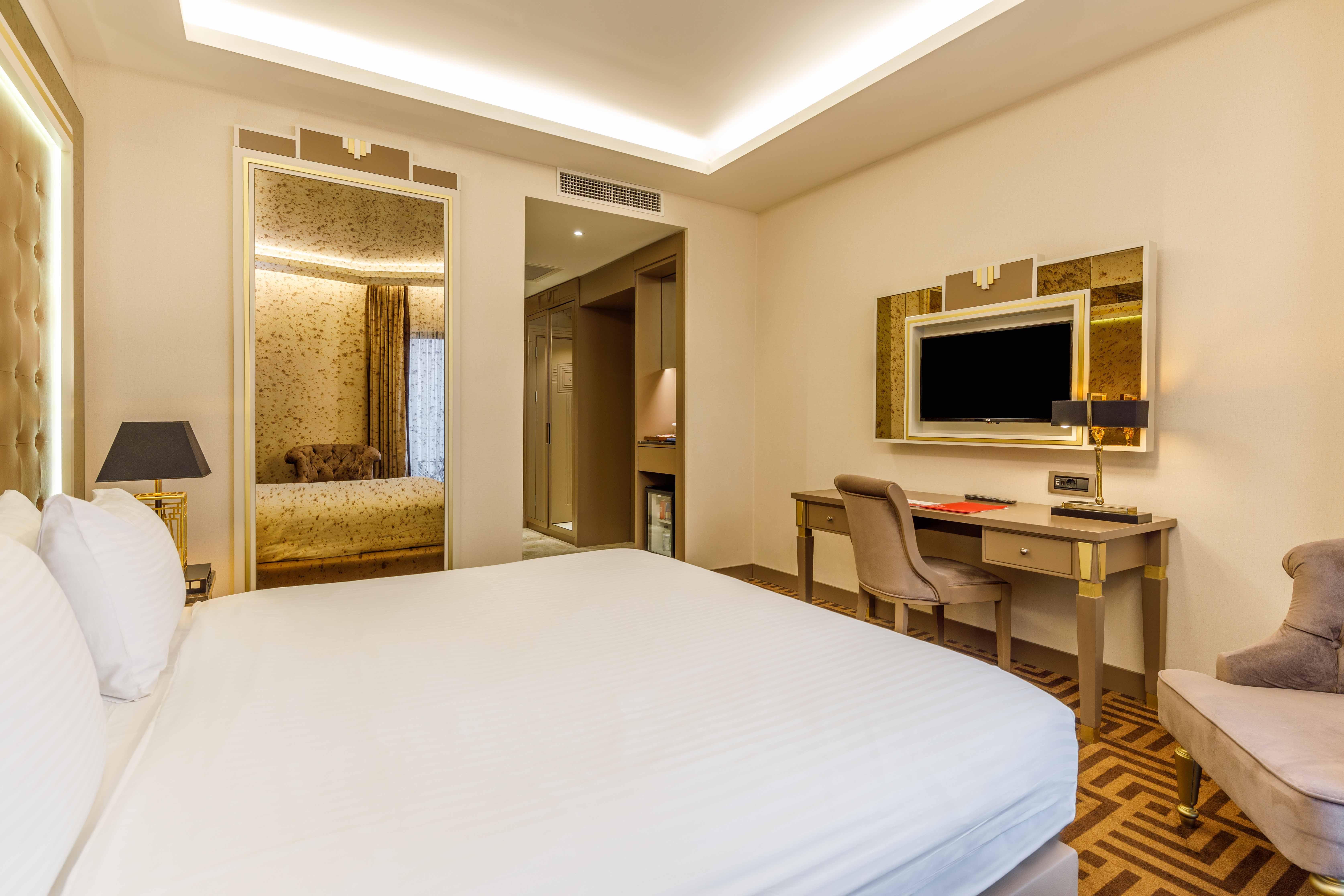 Ramada By Wyndham Golden Horn