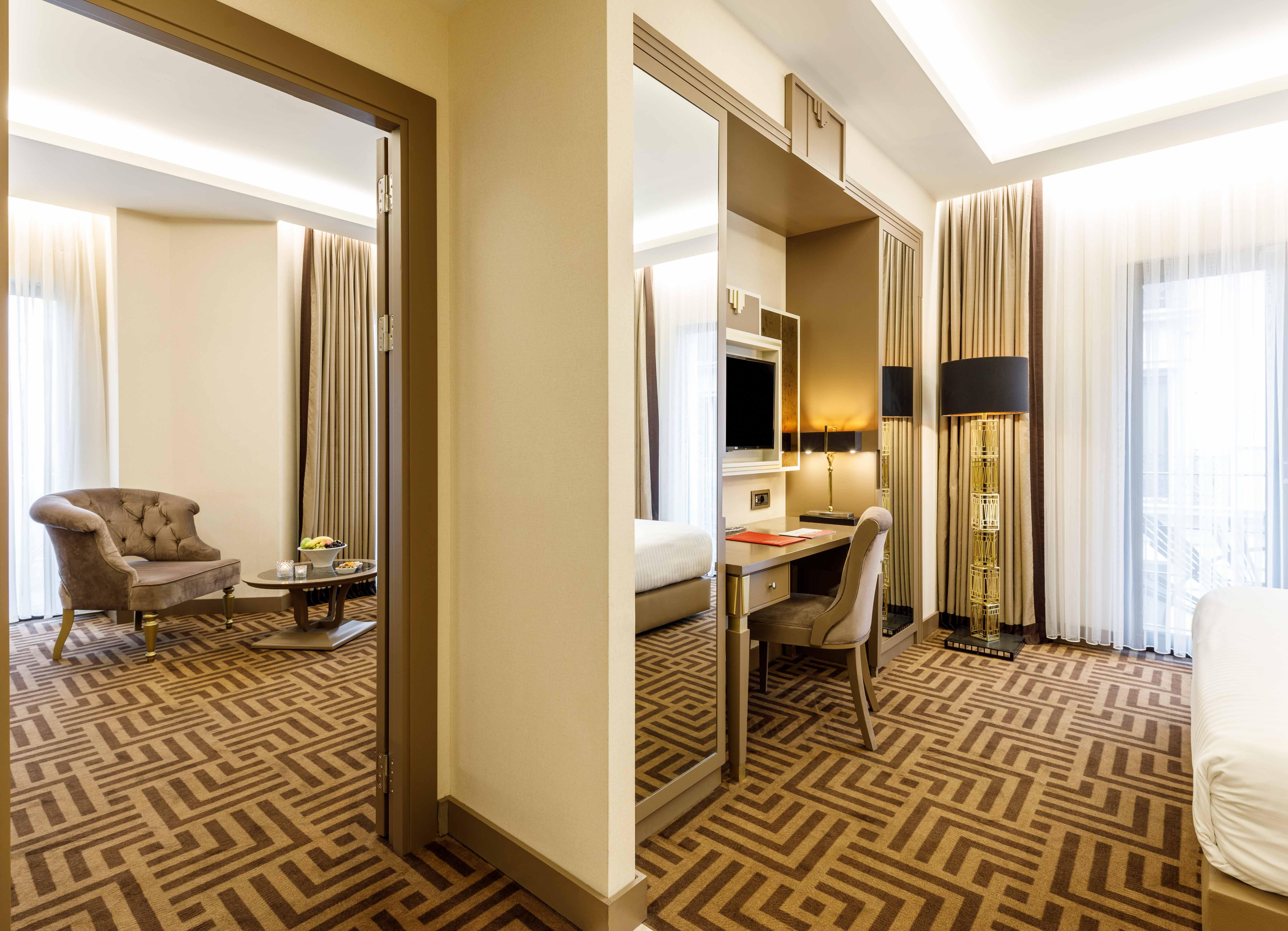Ramada By Wyndham Golden Horn 4*