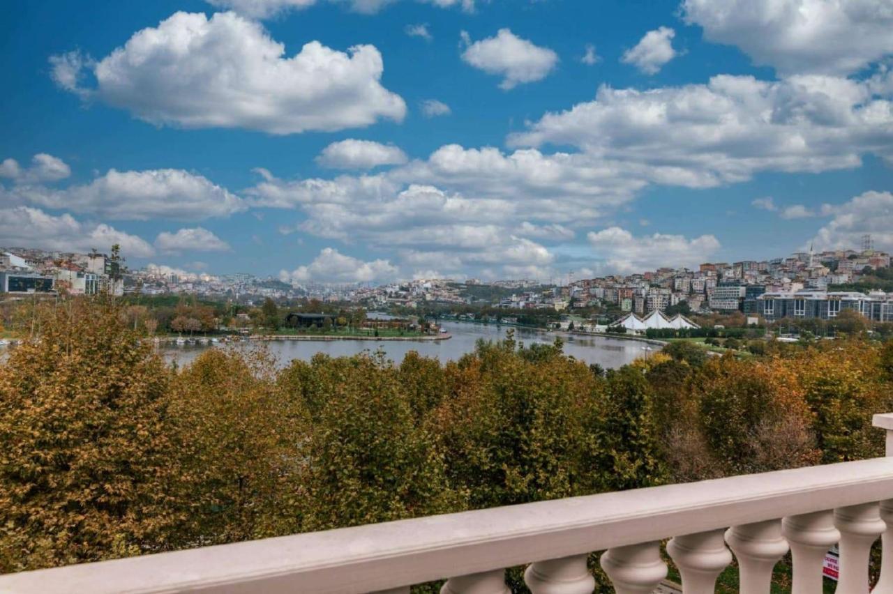 Ramada By Wyndham Golden Horn Hotel 4*