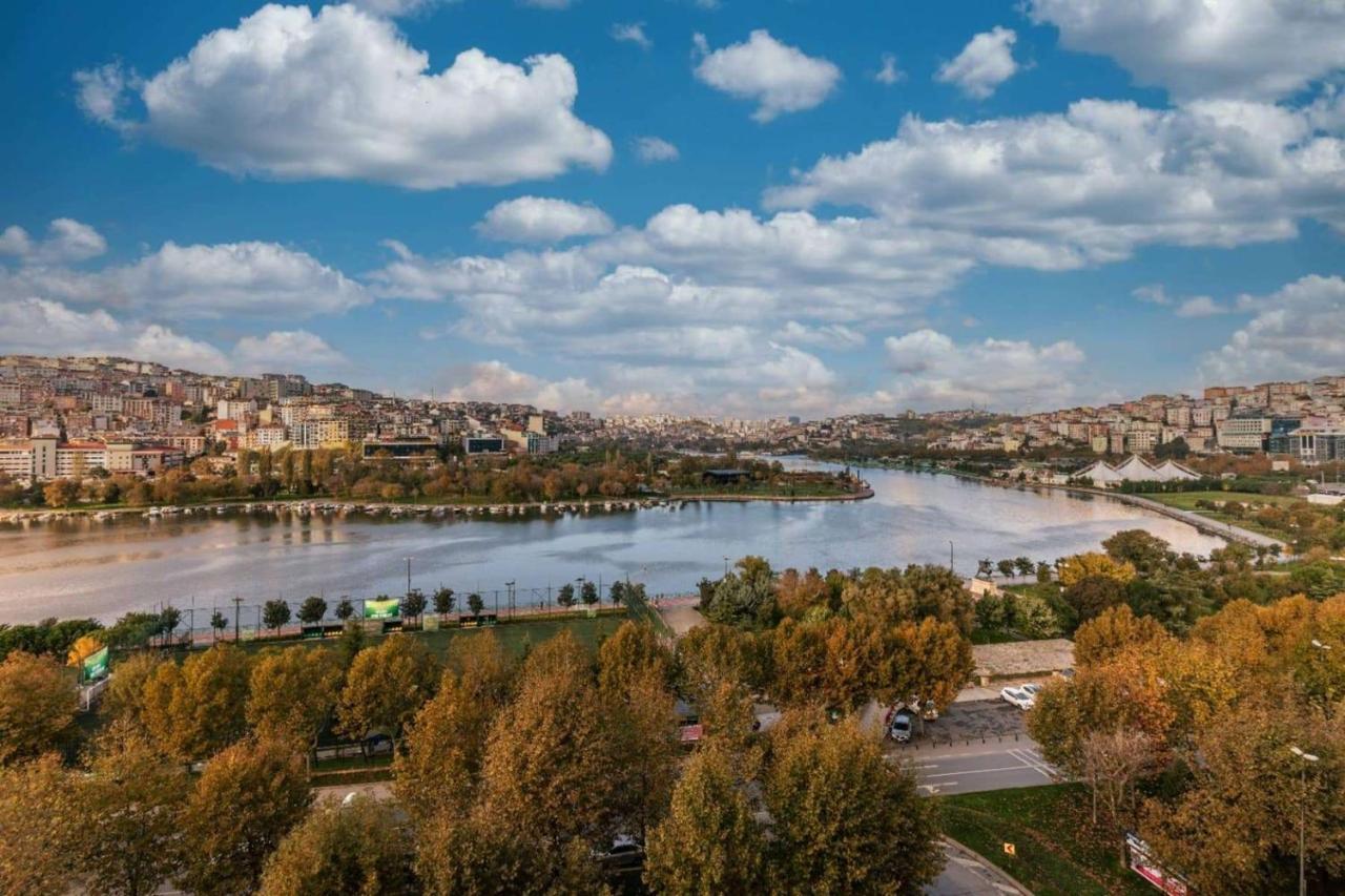Hotel Ramada By Wyndham Golden Horn